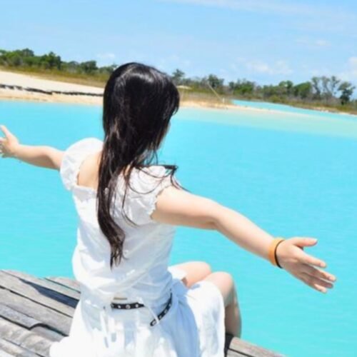 Bintan Desert and Blue Lake during a Bintan sightseeing tour