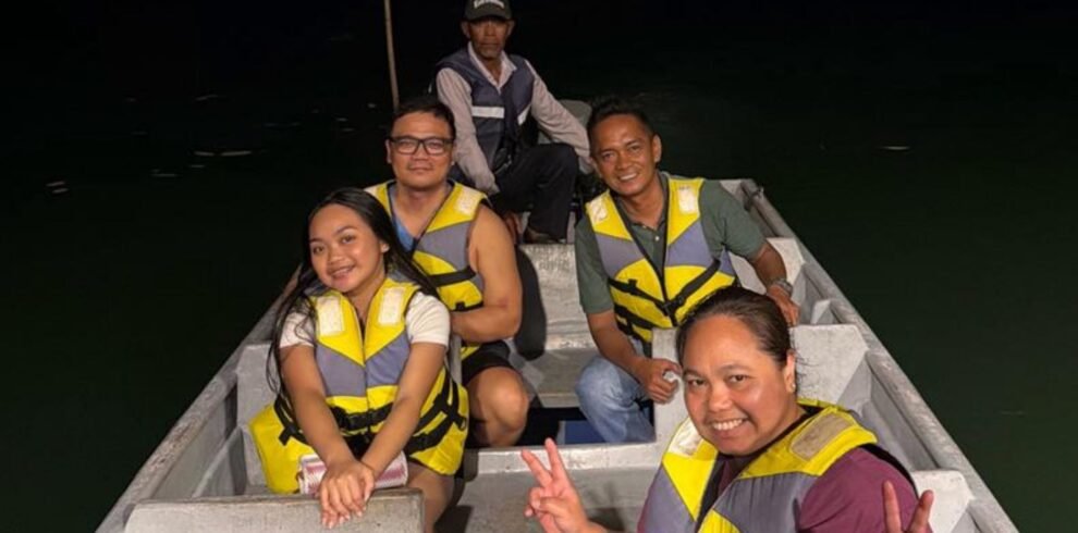 Bintan Fireflies Tour through the mangrove at night